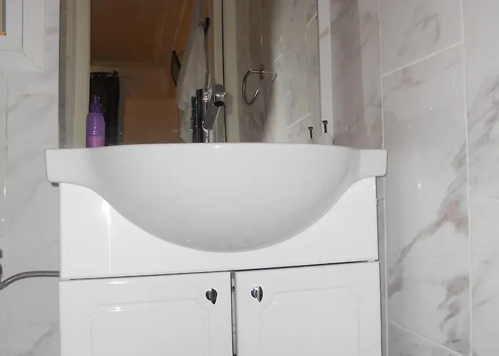 Pacific Ξενοδοχείο 2*