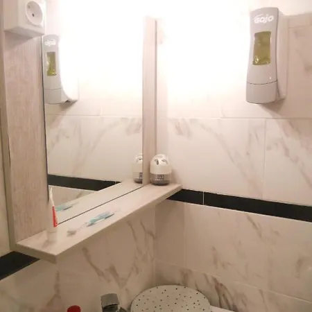 パシフィック ホテル 2*